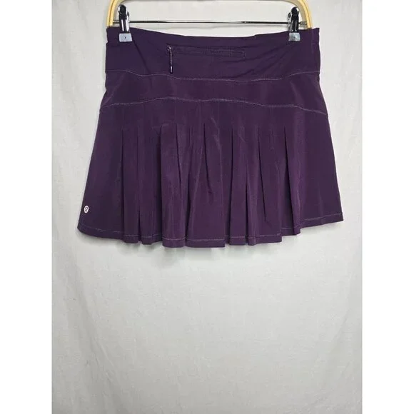 Lululemon 6 Tall Circuit Breaker Skirt Darkest Magenta Plum- Rare - Picture 1 of 11
